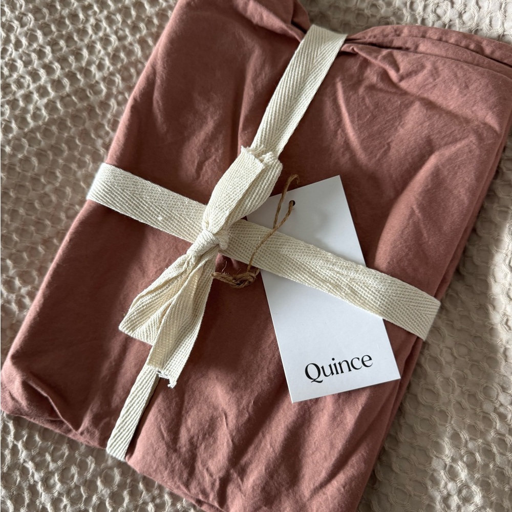 Quince Fig Standard Pillowcases